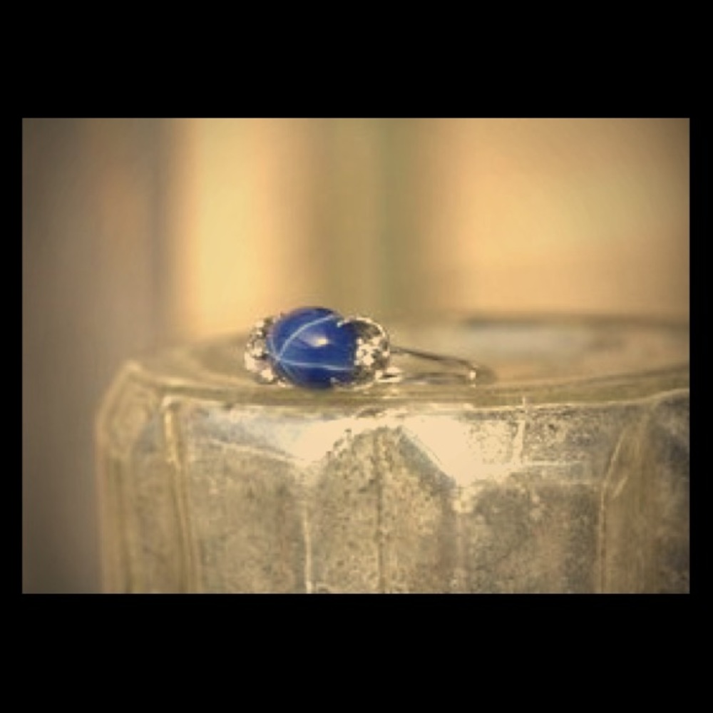 Vintage Star Sapphire & Diamond Ring